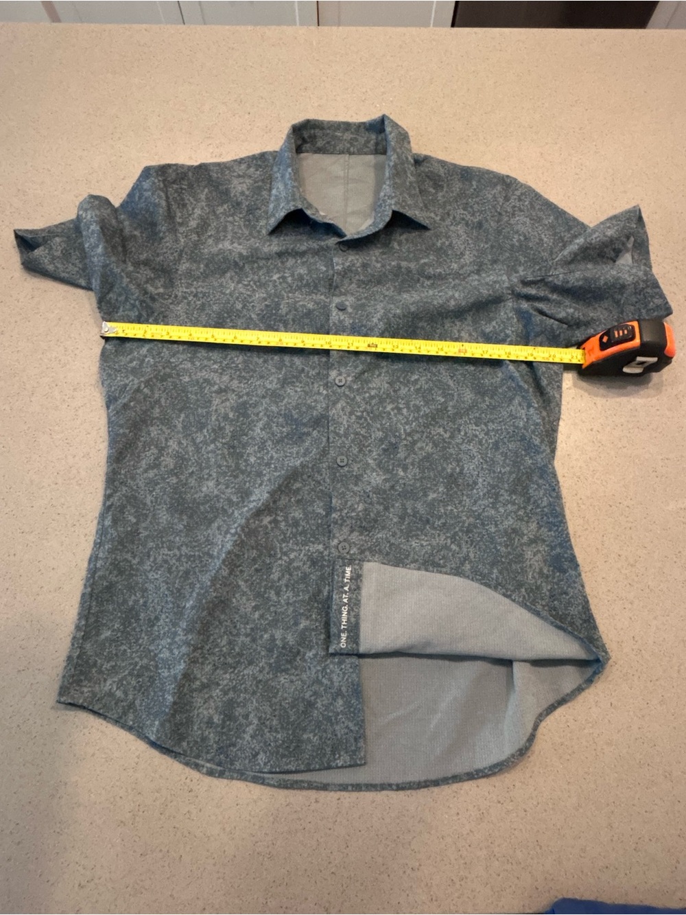 lululemon athletica Men's Blue Marled Button-Down Shirt